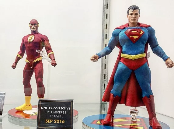 one12 flash superman
