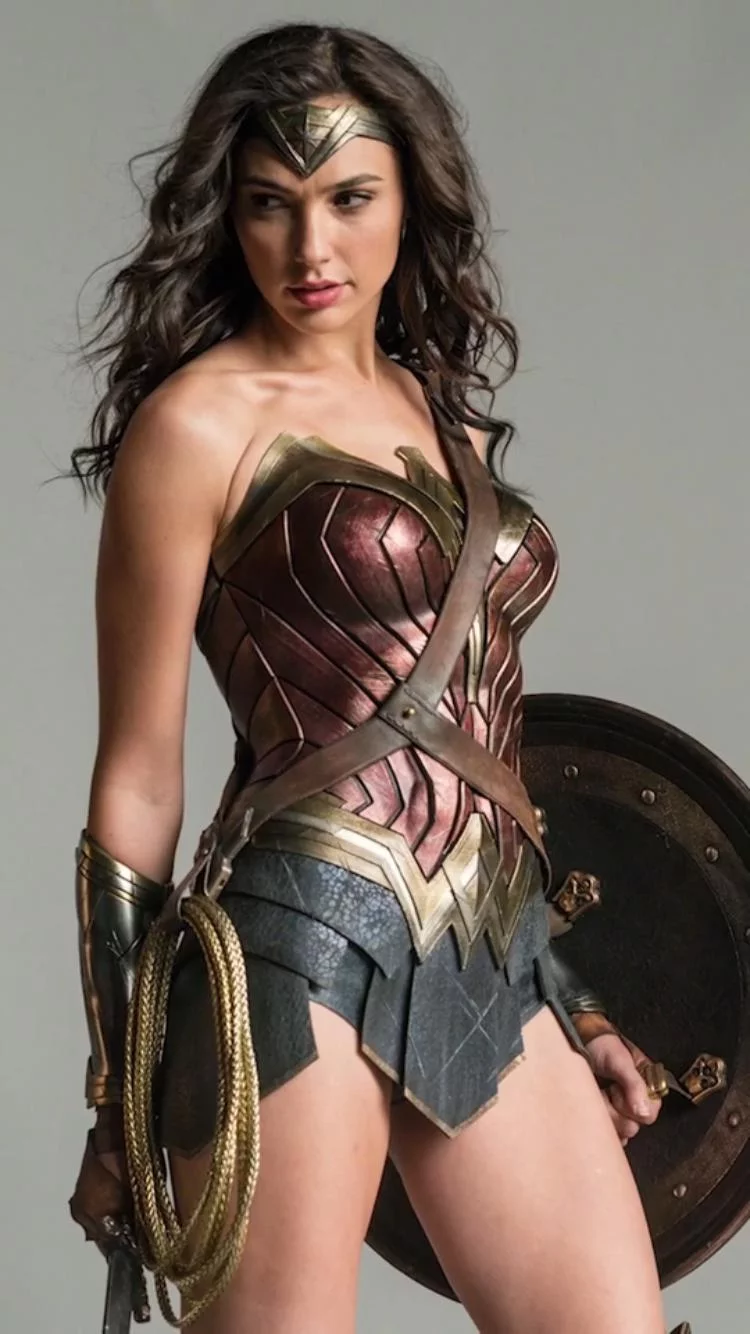 Wonder-Woman-Gal-Gadot1