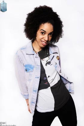 Pearl Mackie Doctor Who