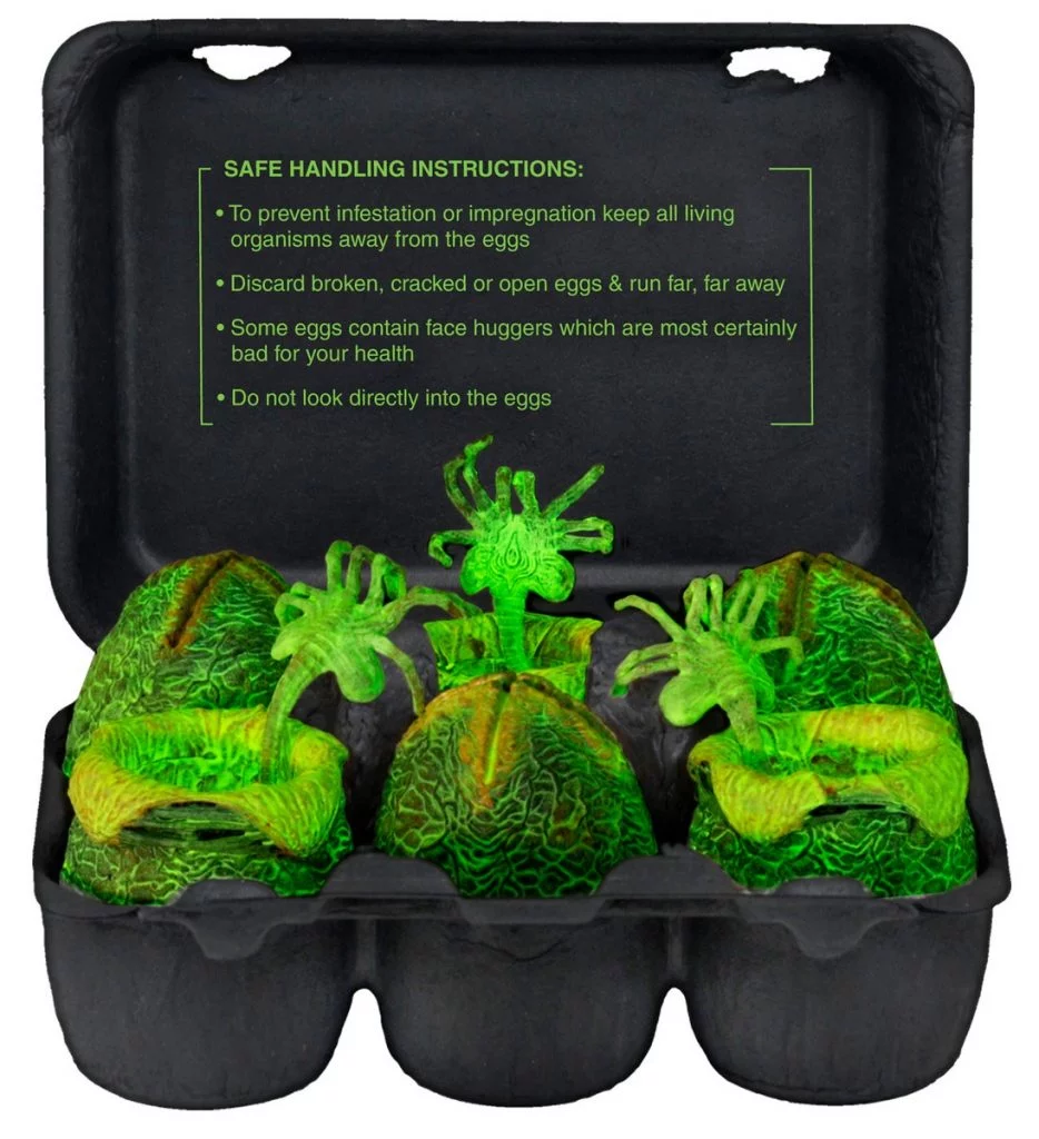 Aliens-GITD-Eggs-Carton-001