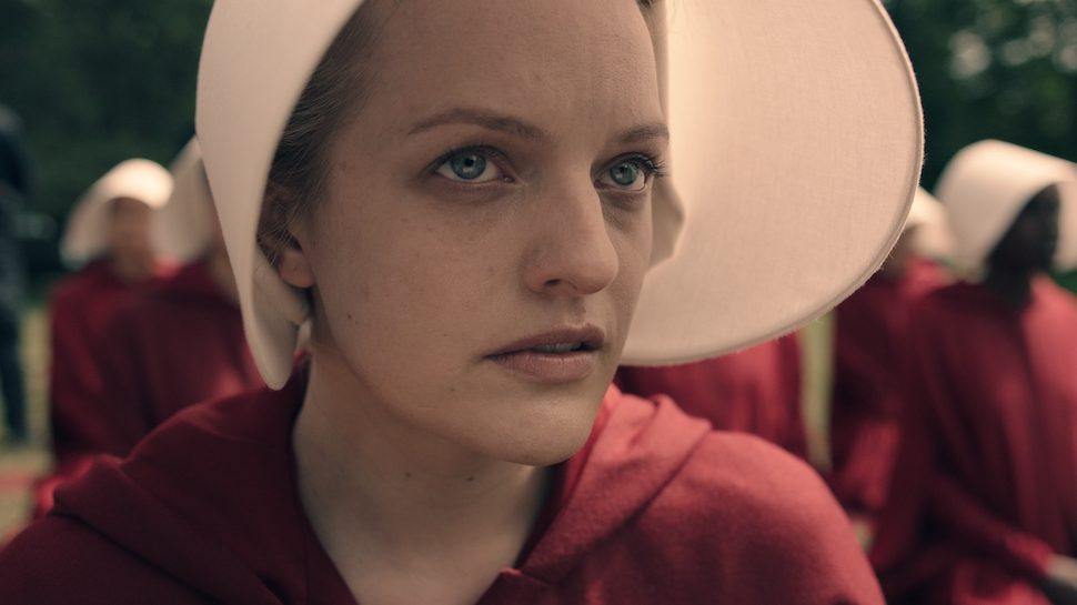 elisabeth-moss-offred the handmaid's tale