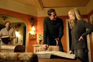 Never thought we'd see Renard working with Team Grimm...but "misery acquaints a man with strange bedfellows". 