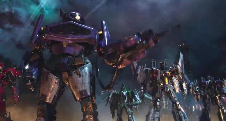 Travis Knight Shares Why Bumblebee Uses All Original Footage