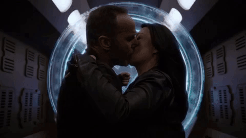 agents-of-shield-the-kiss.gif