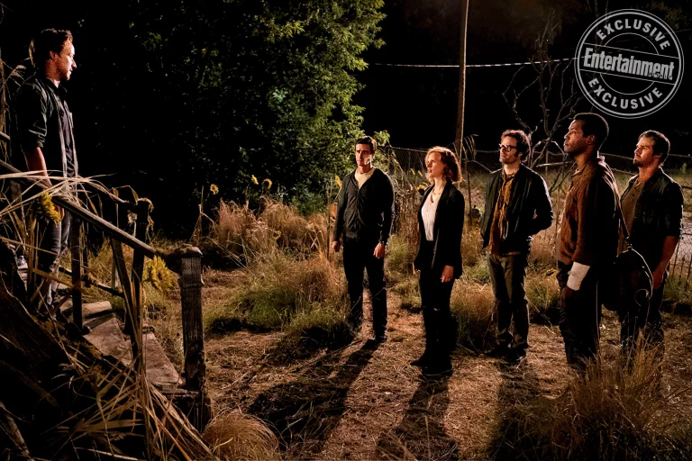 The Adult Losers Club Assembles In New Pictures From 'It: Chapter Two'