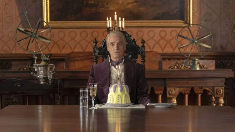 The Watchmen: Jeremy Irons Character Has Been Revealed And He Opens Up About That Final Scene