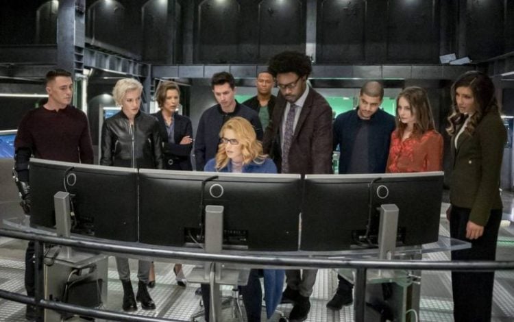 Team Arrow all together for one last time